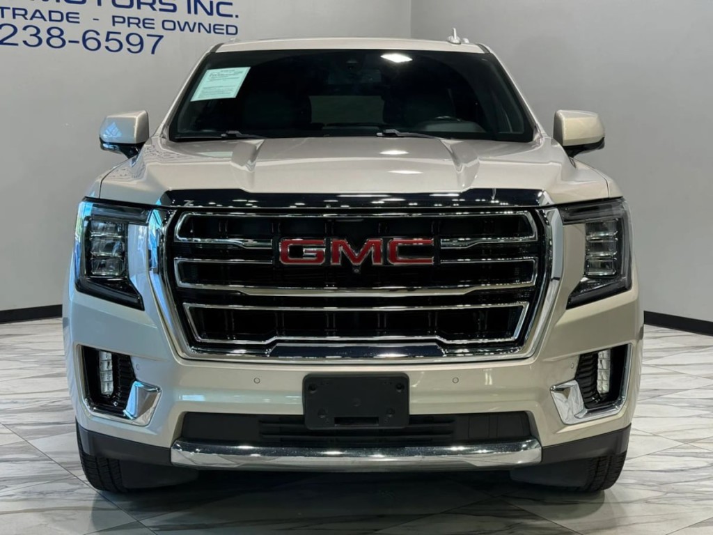 2021 GMC Yukon Image 3