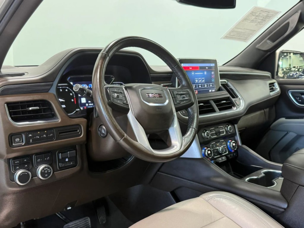 2021 GMC Yukon Image 14