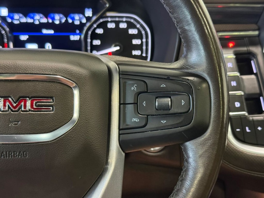 2021 GMC Yukon Image 17