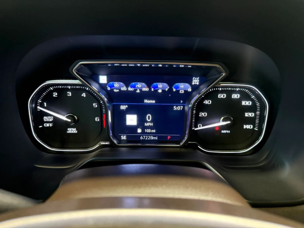 2021 GMC Yukon Image 18