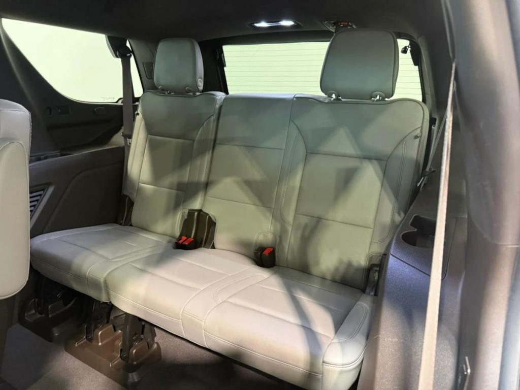 2021 GMC Yukon Image 26