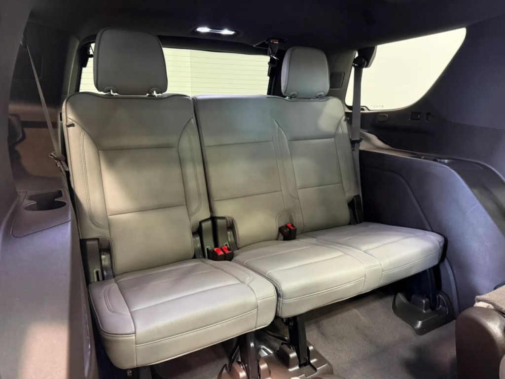 2021 GMC Yukon Image 32
