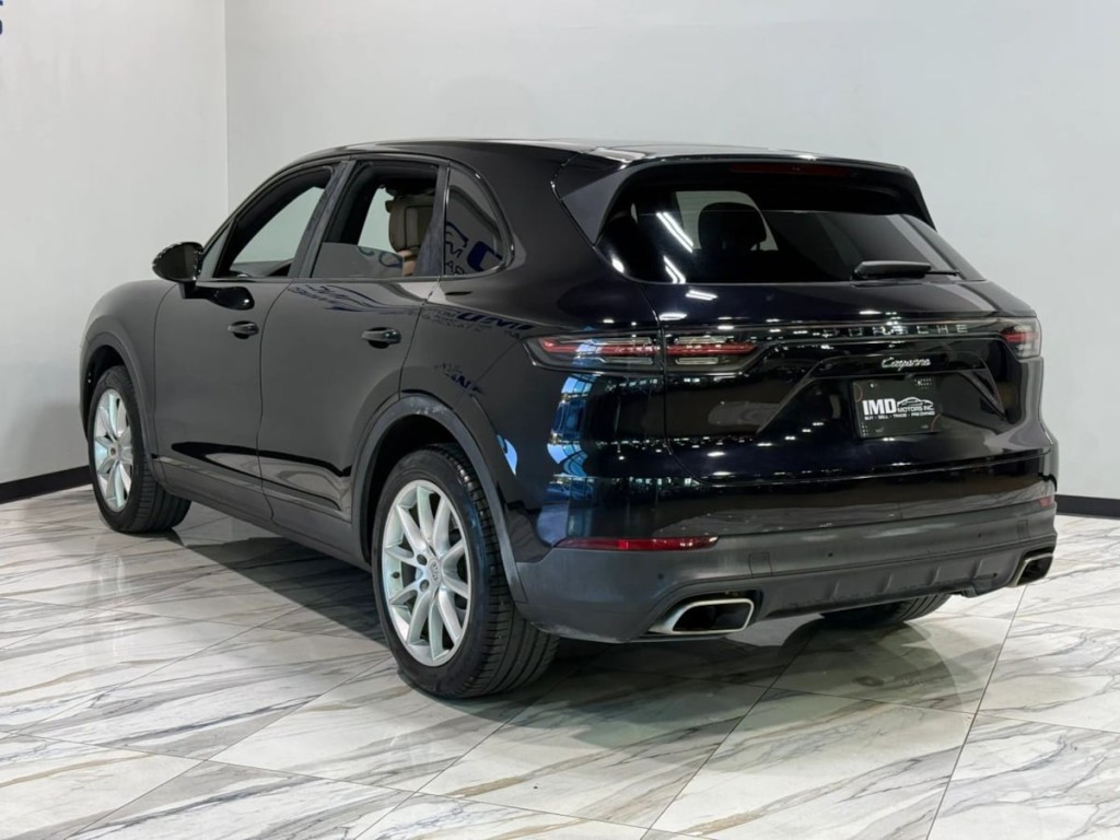 2019 Porsche Cayenne Image 8