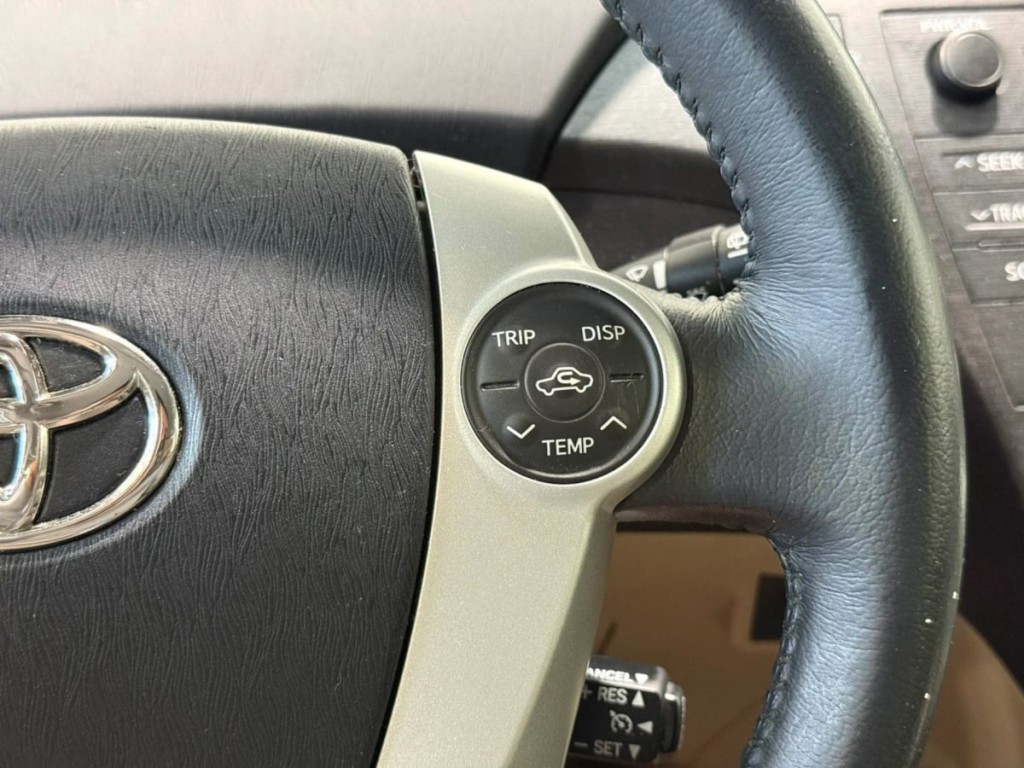 2010 Toyota Prius Image 18
