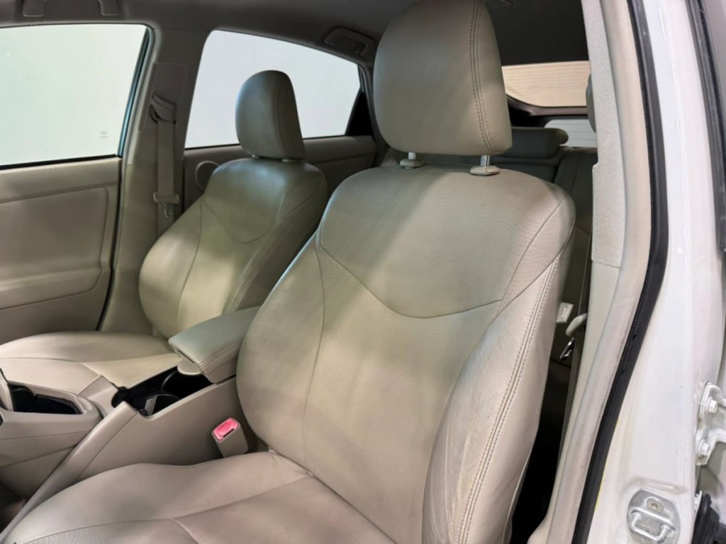 2010 Toyota Prius Image 21