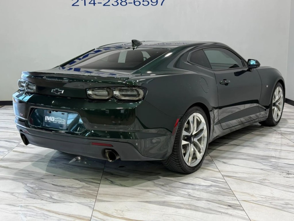 2020 Chevrolet Camaro Image 6