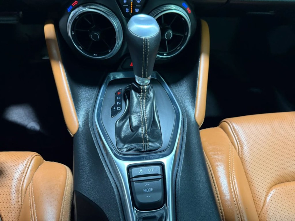 2020 Chevrolet Camaro Image 17