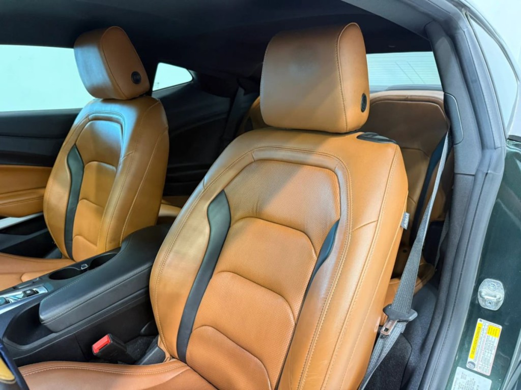 2020 Chevrolet Camaro Image 18