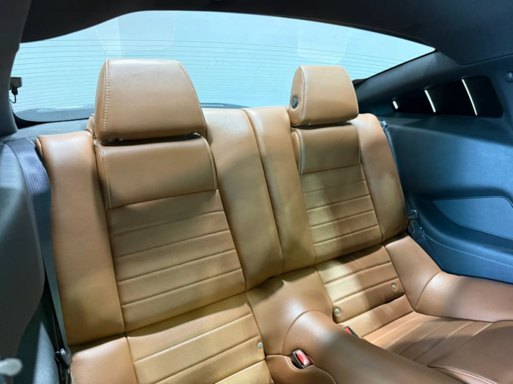 2014 Ford Mustang Image 27