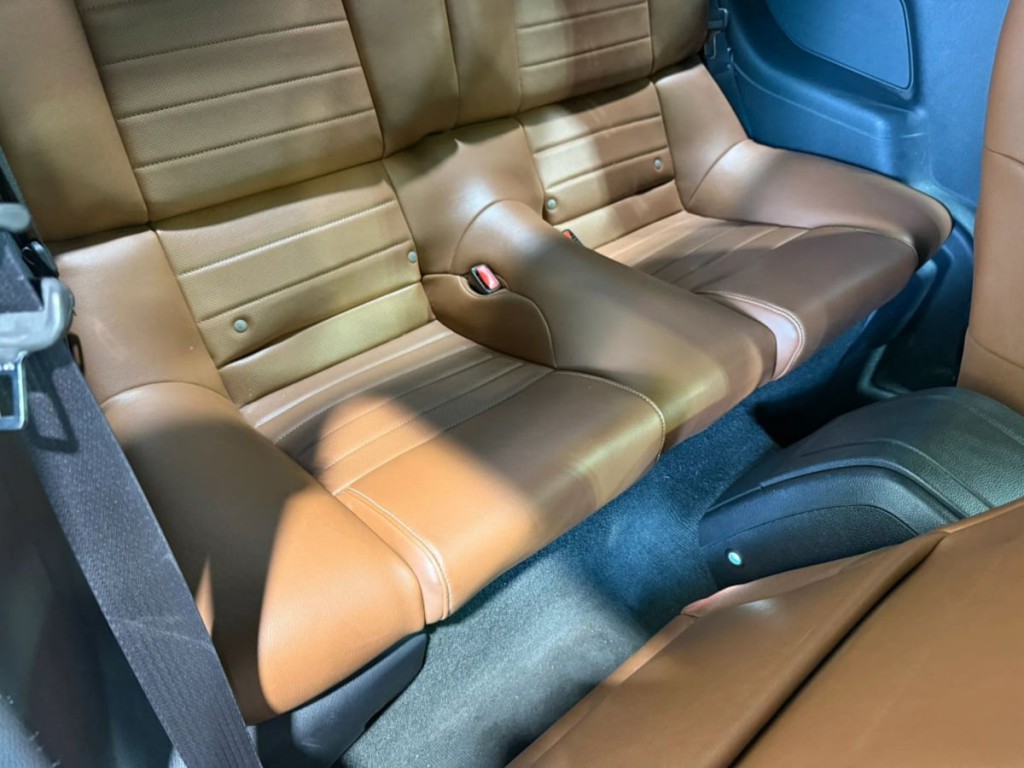 2014 Ford Mustang Image 28