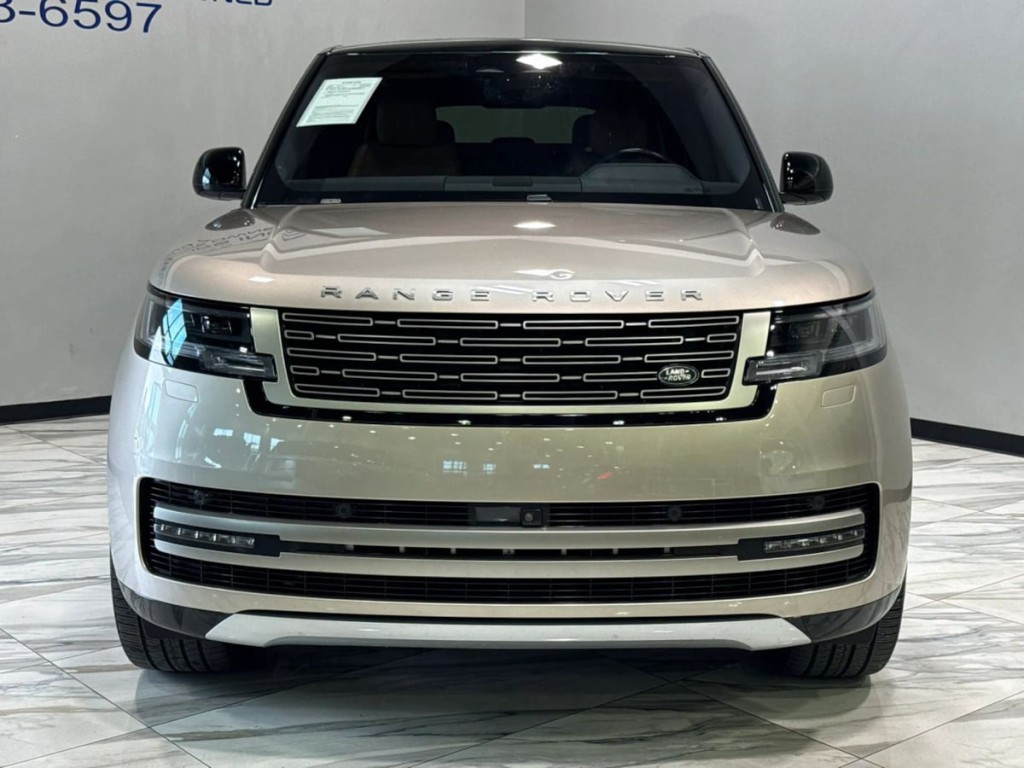 2023 Land Rover Range Rover Image 3