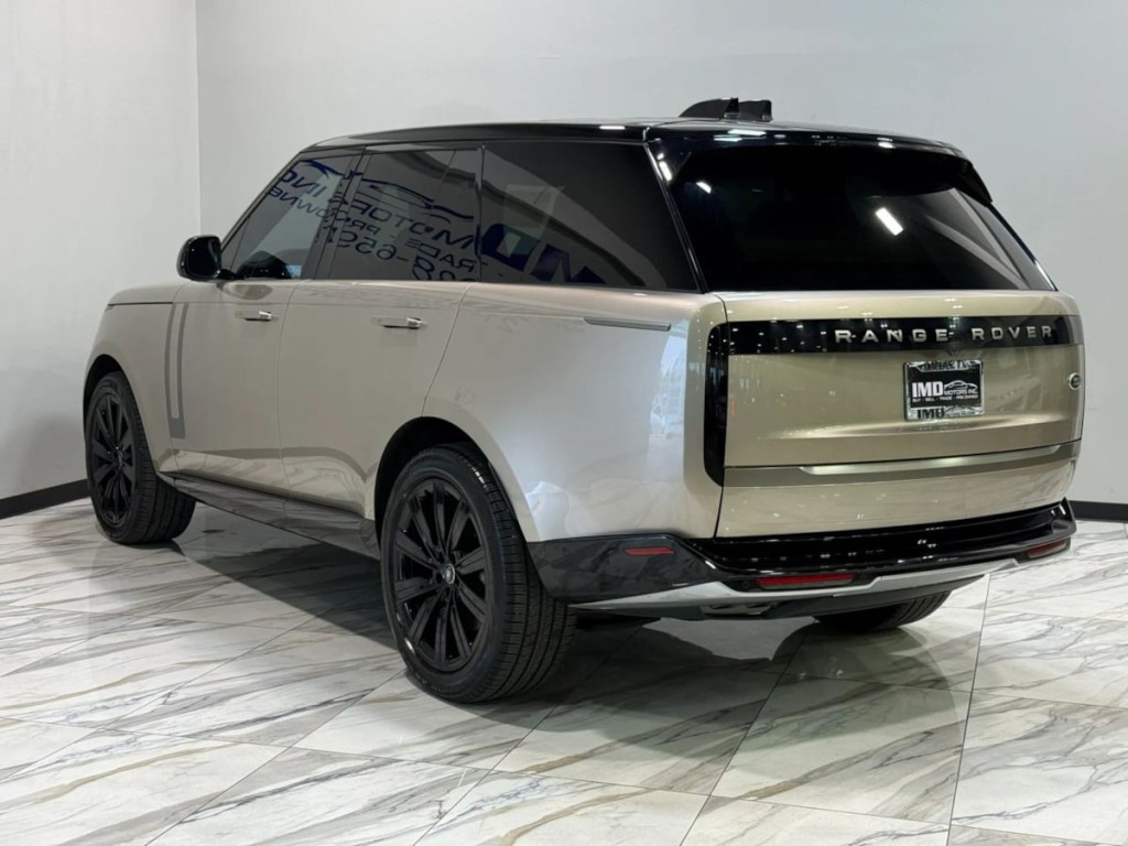 2023 Land Rover Range Rover Image 8