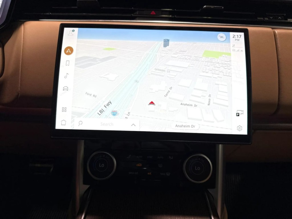 2023 Land Rover Range Rover Image 18