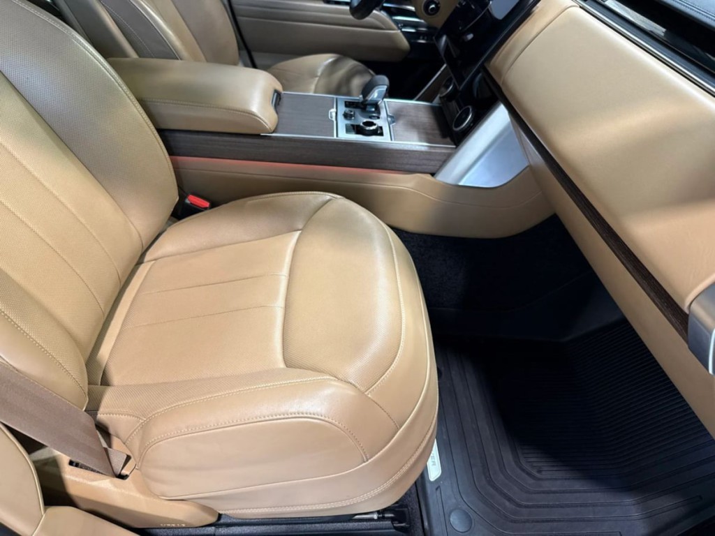 2023 Land Rover Range Rover Image 27