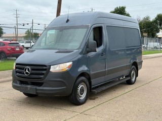 Image for 2019 Mercedes-Benz Sprinter Cargo 2500 Standard Roof V6 144" Rwd ID: 7386138