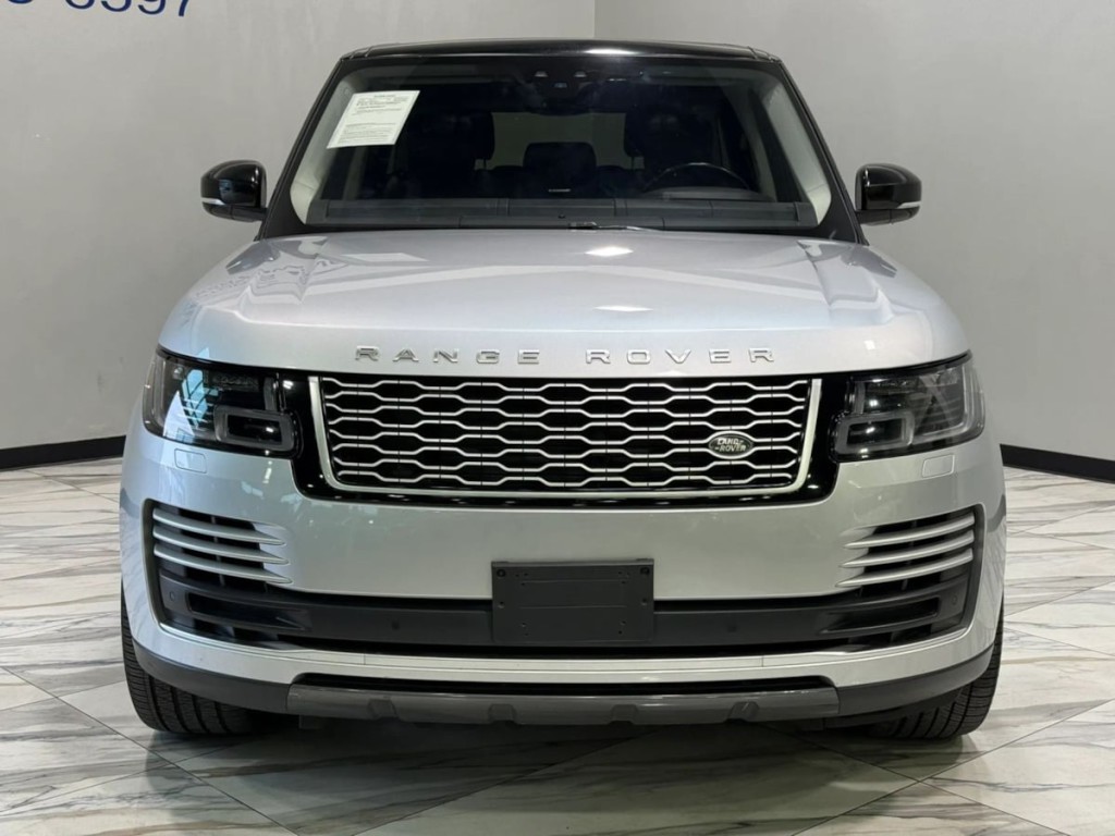 2020 Land Rover Range Rover Image 3