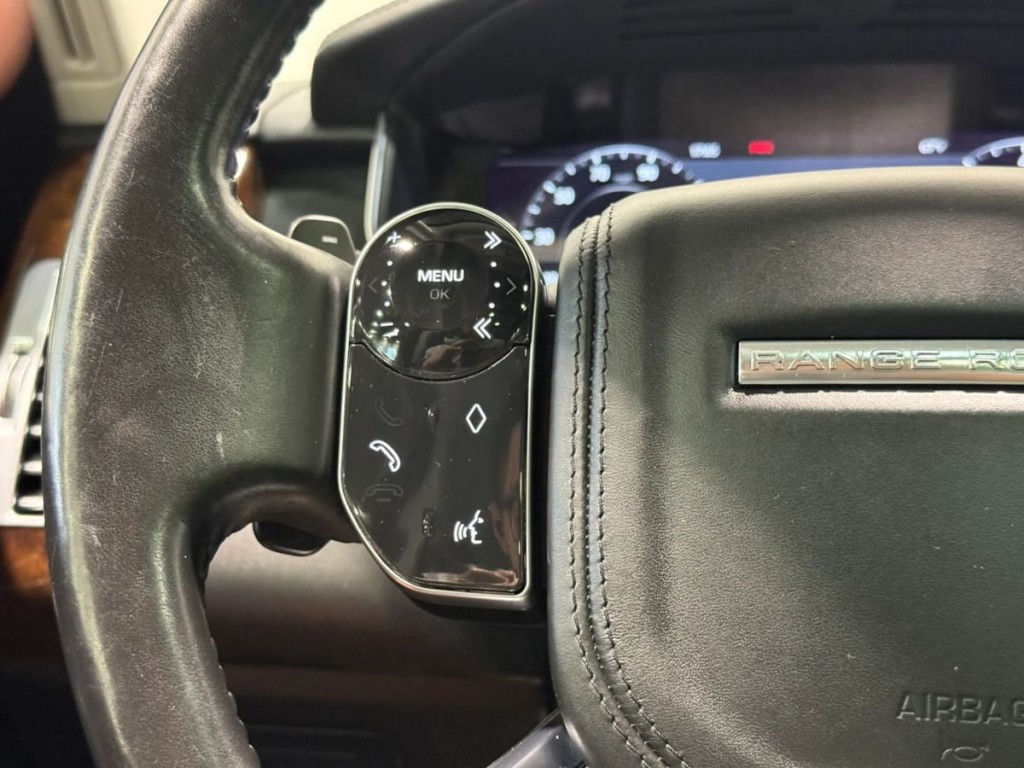 2020 Land Rover Range Rover Image 16