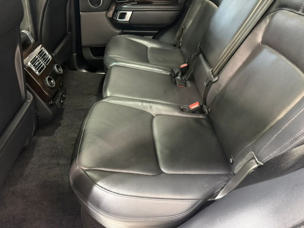 2020 Land Rover Range Rover Image 28