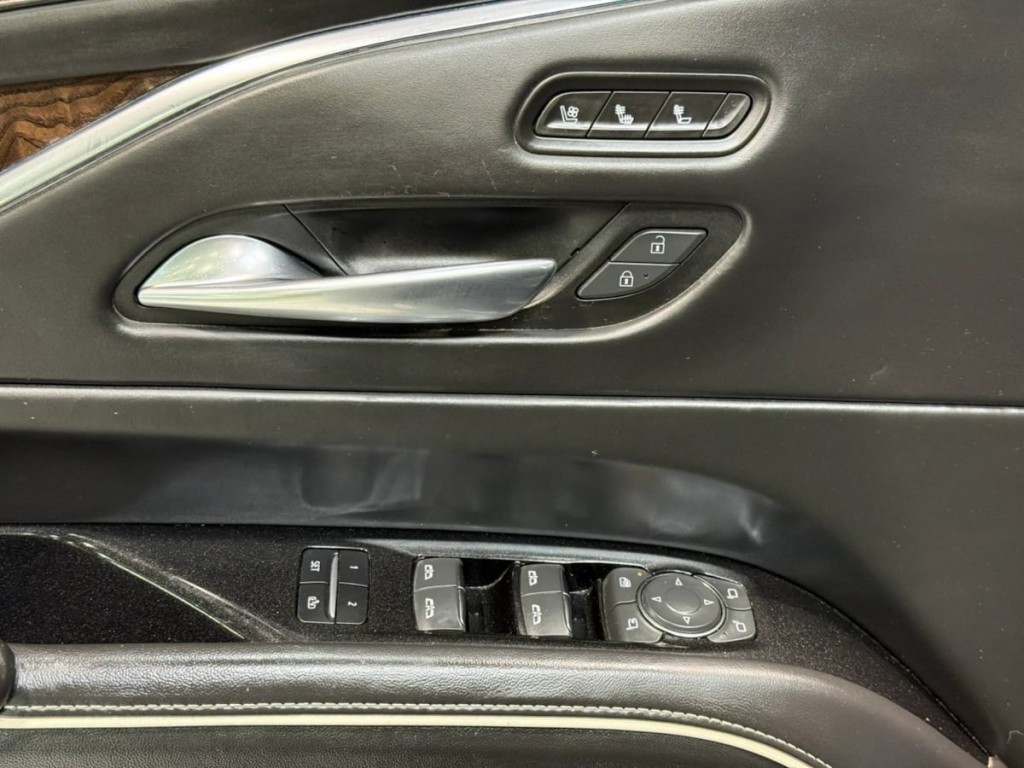2021 Cadillac Escalade Image 13