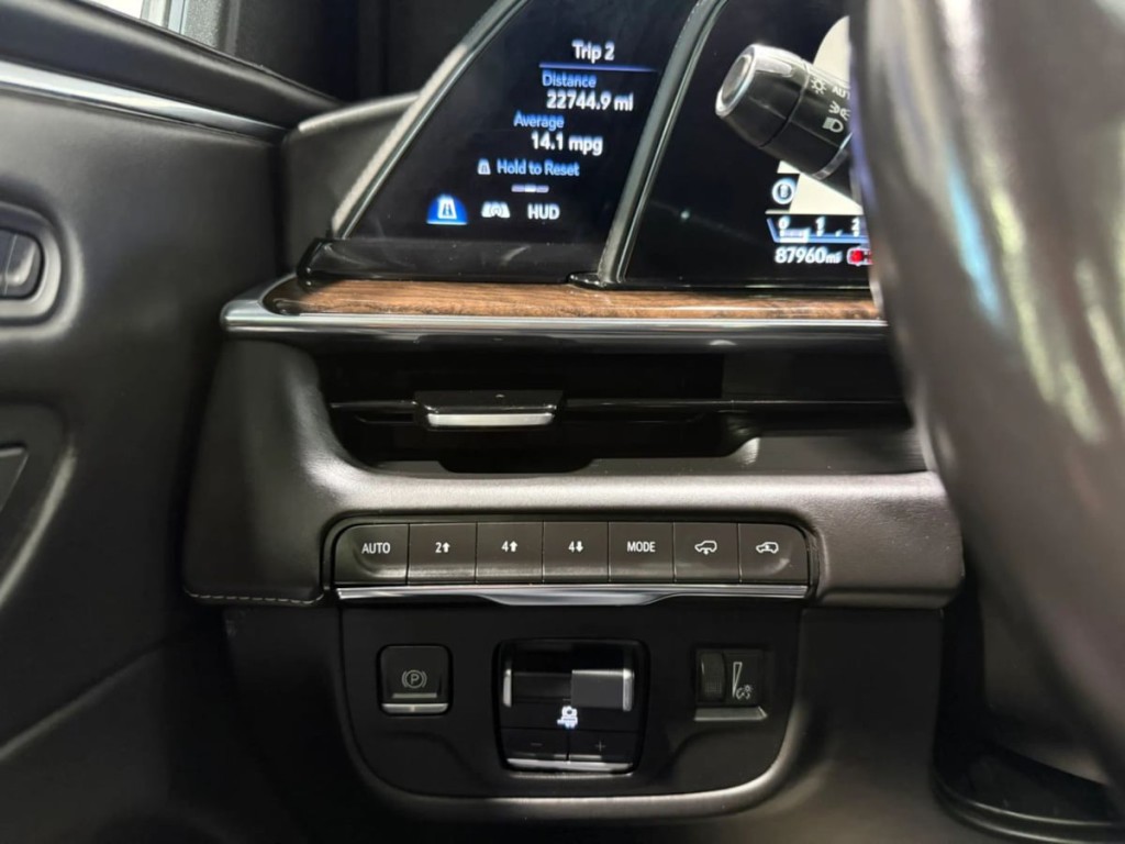 2021 Cadillac Escalade Image 15
