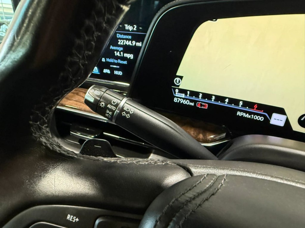 2021 Cadillac Escalade Image 19