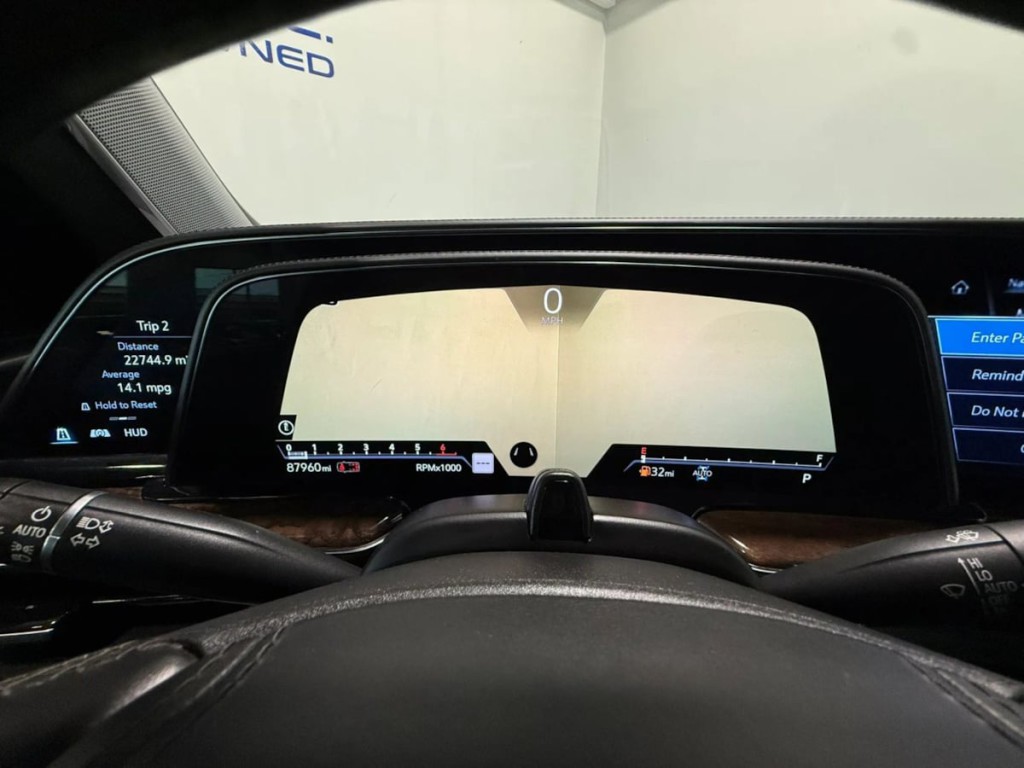 2021 Cadillac Escalade Image 21