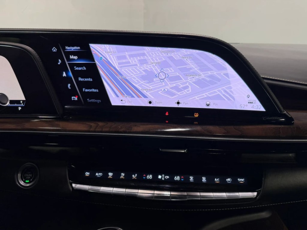 2021 Cadillac Escalade Image 24