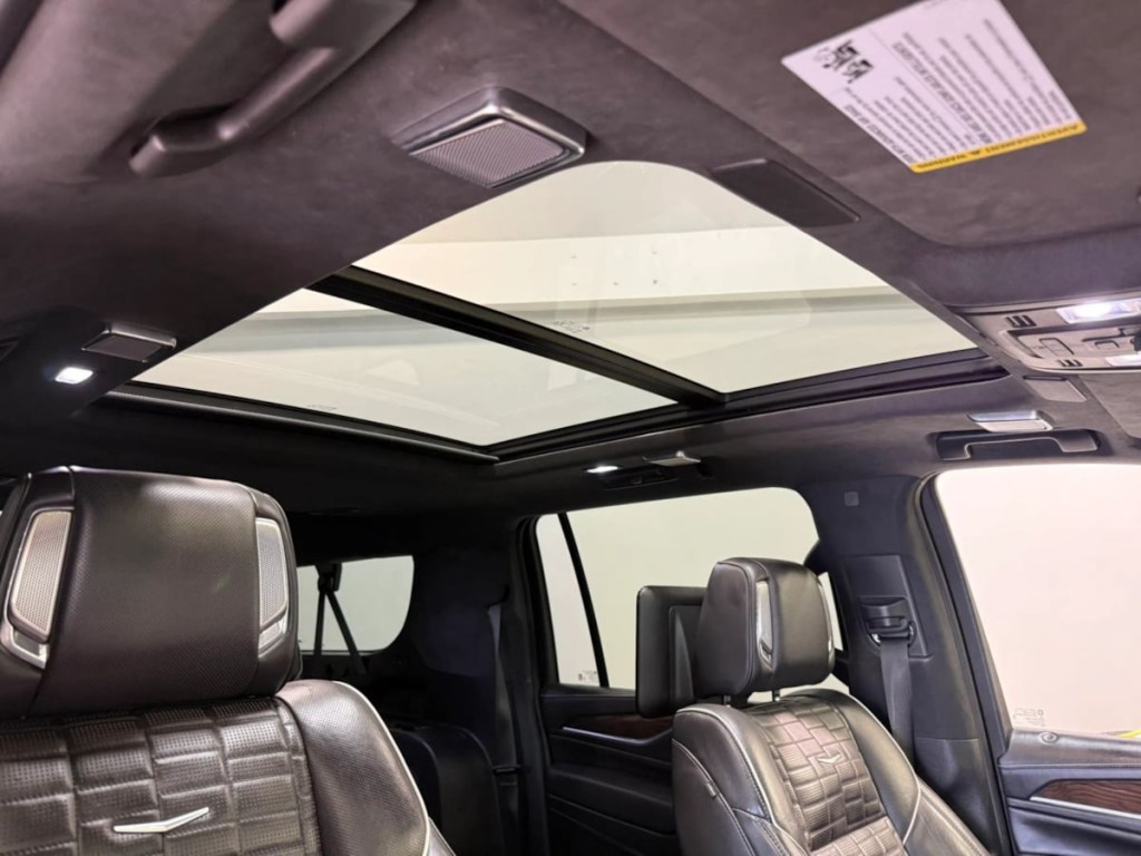 2021 Cadillac Escalade Image 35