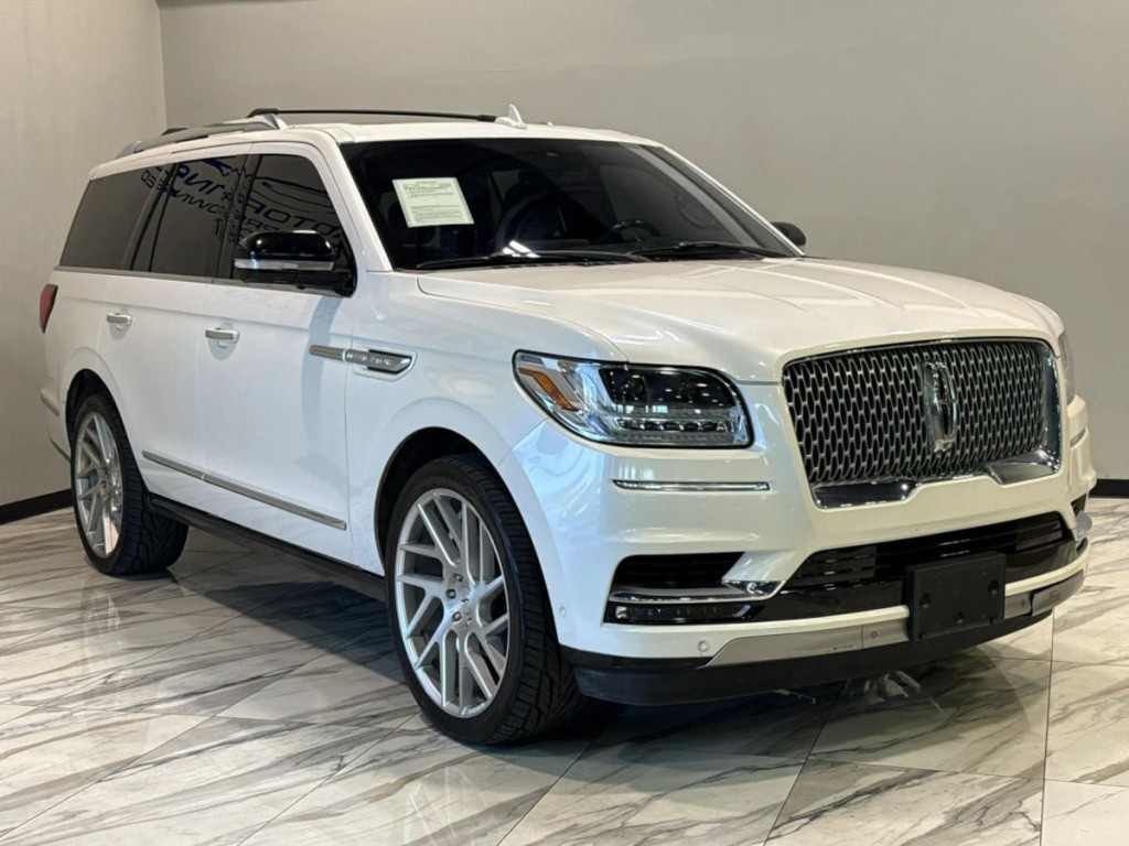 2018 Lincoln Navigator Image 4