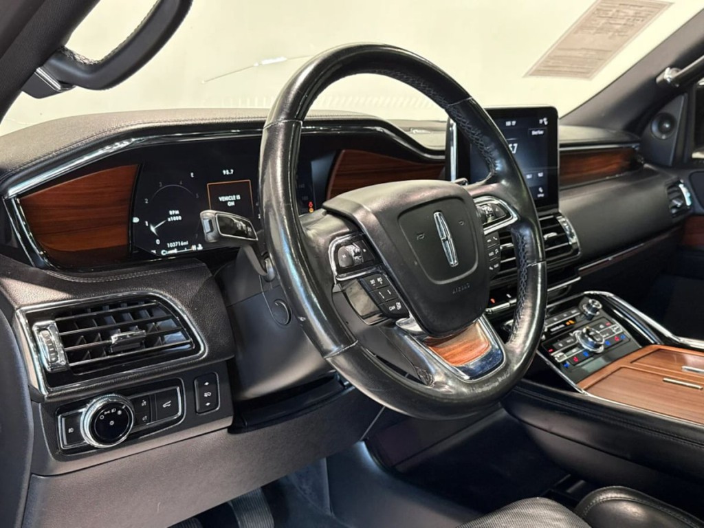 2018 Lincoln Navigator Image 14