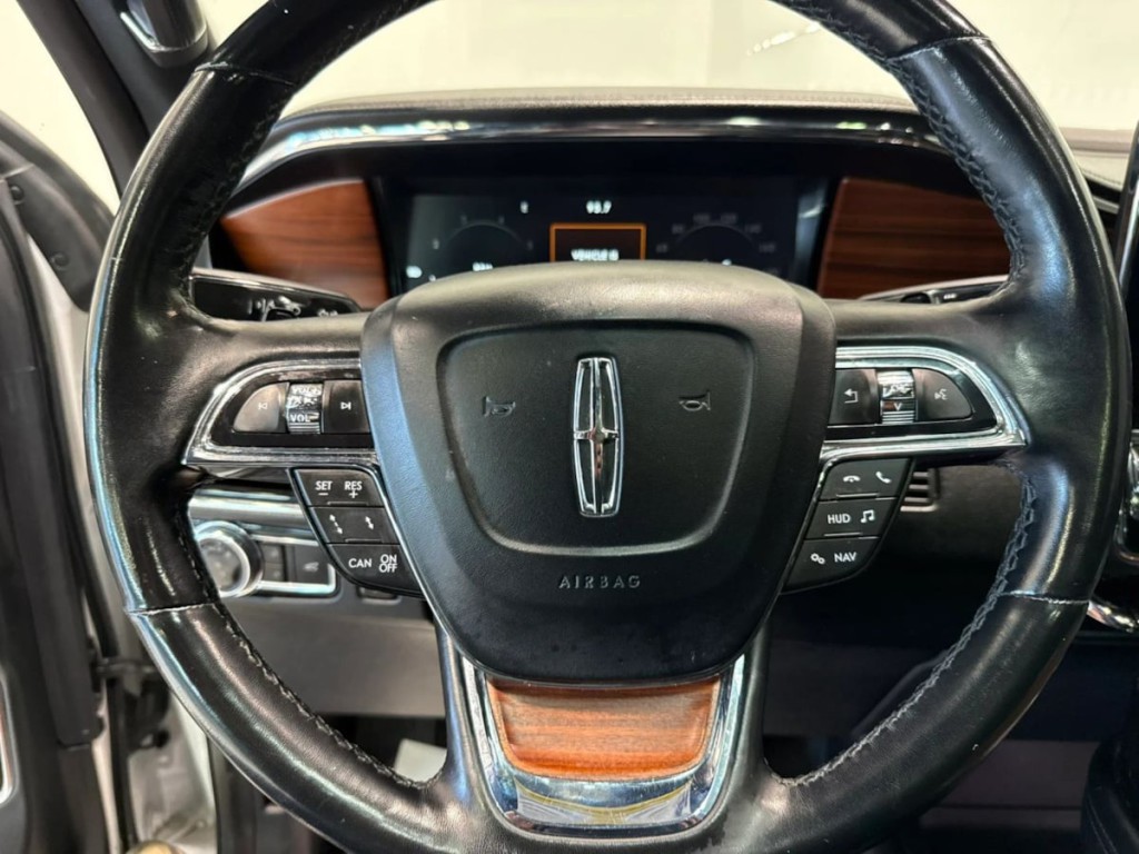 2018 Lincoln Navigator Image 15