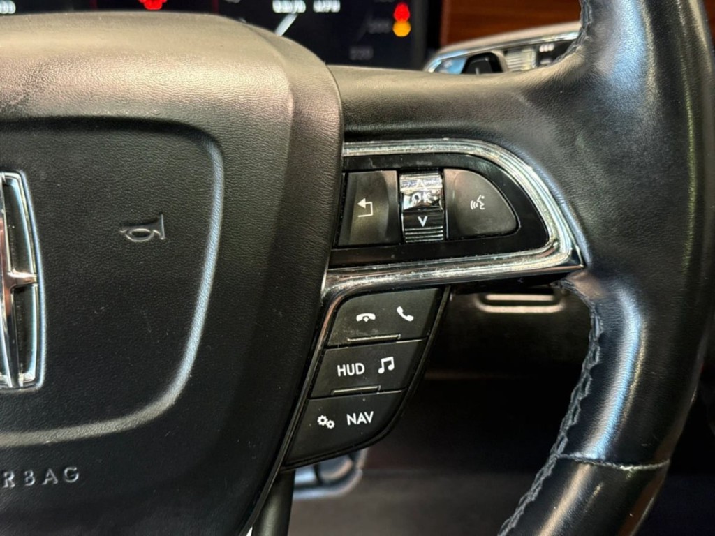 2018 Lincoln Navigator Image 17