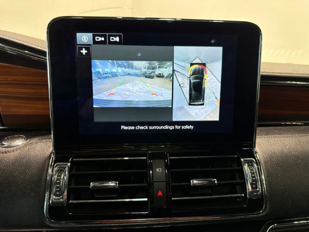 2018 Lincoln Navigator Image 21