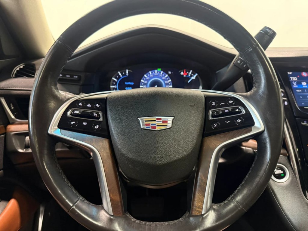 2018 Cadillac Escalade Image 15