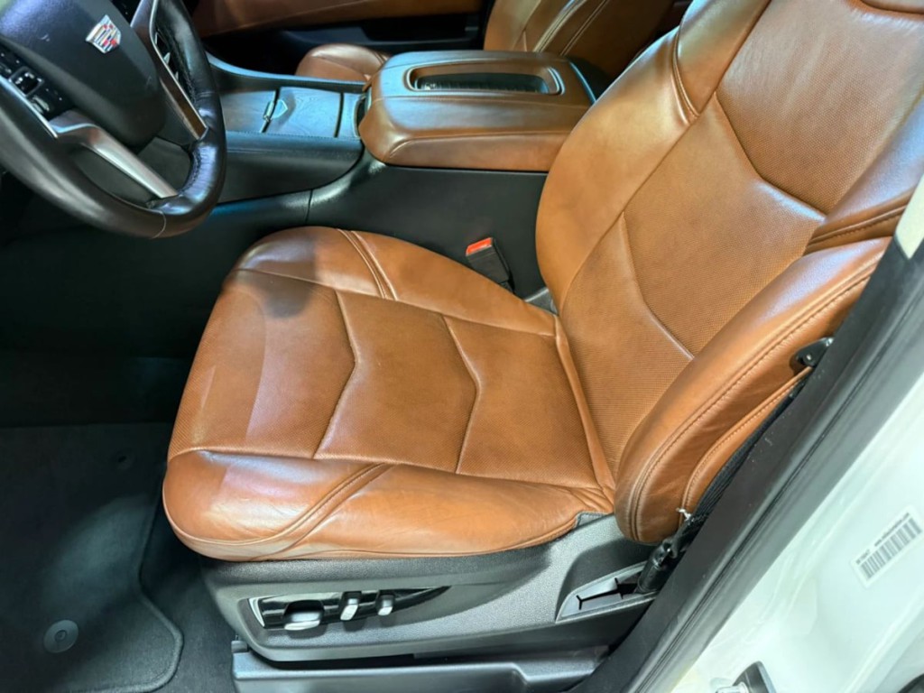 2018 Cadillac Escalade Image 23