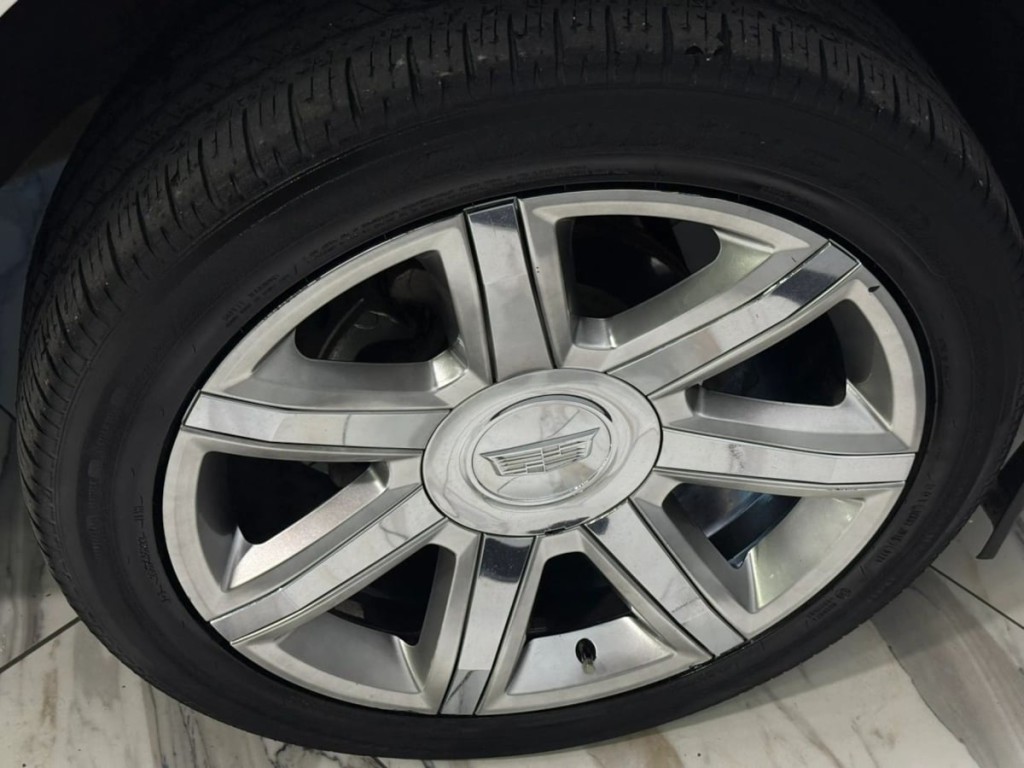 2018 Cadillac Escalade Image 36