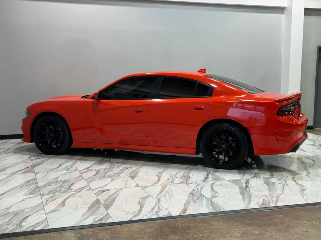 2021 Dodge Charger Image 9