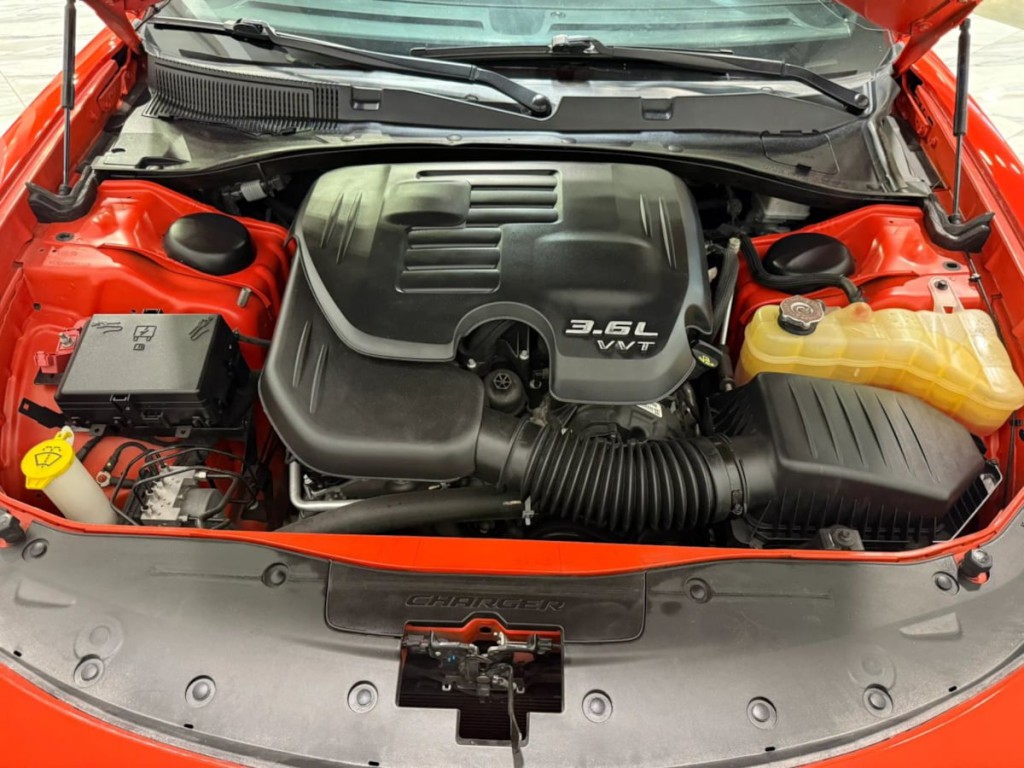 2021 Dodge Charger Image 29