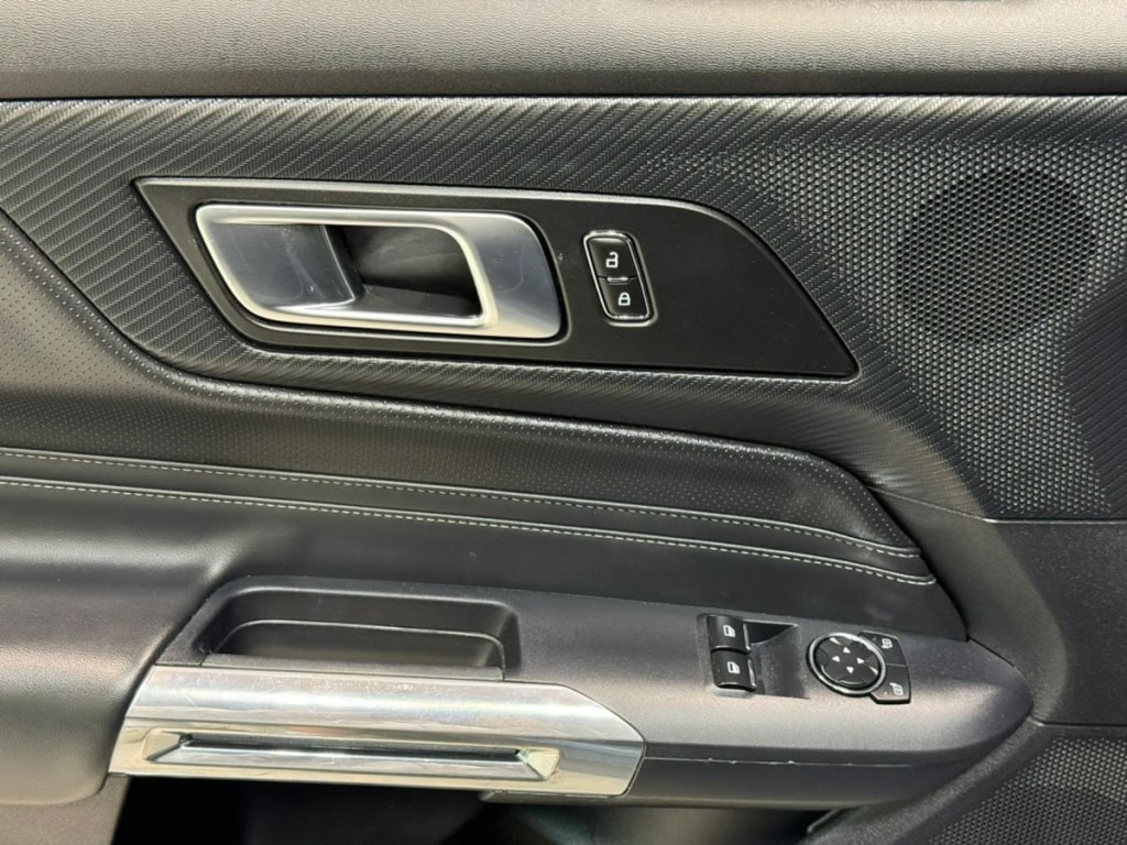 2024 Ford Mustang Image 13