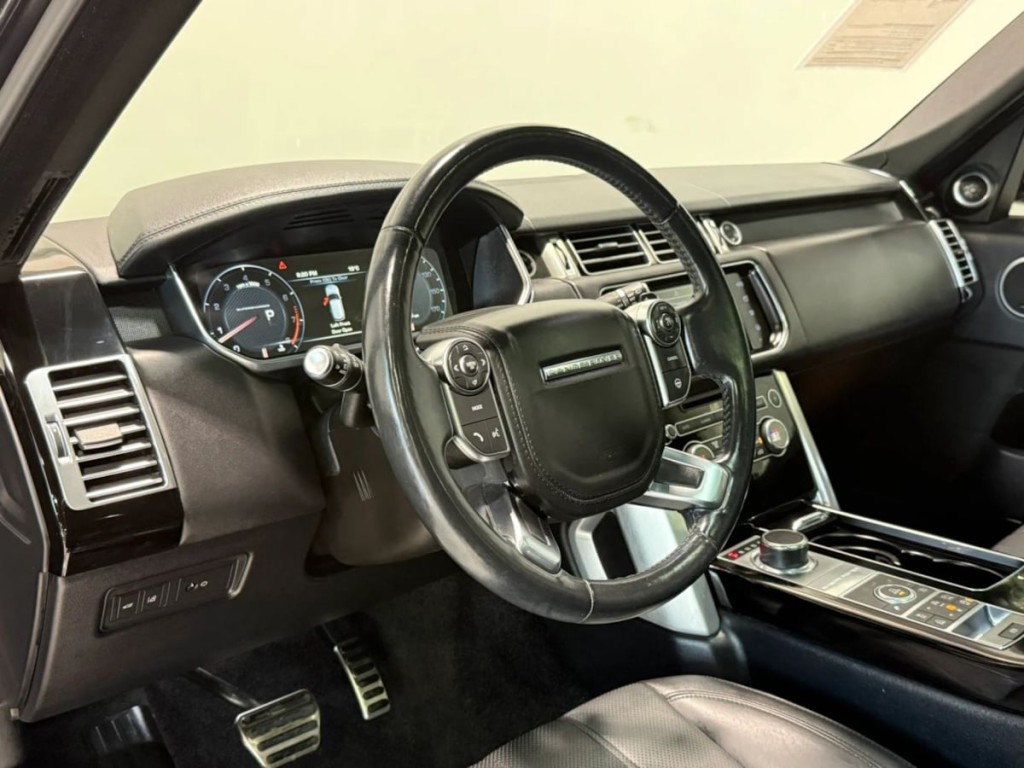 2016 Land Rover Range Rover Image 15