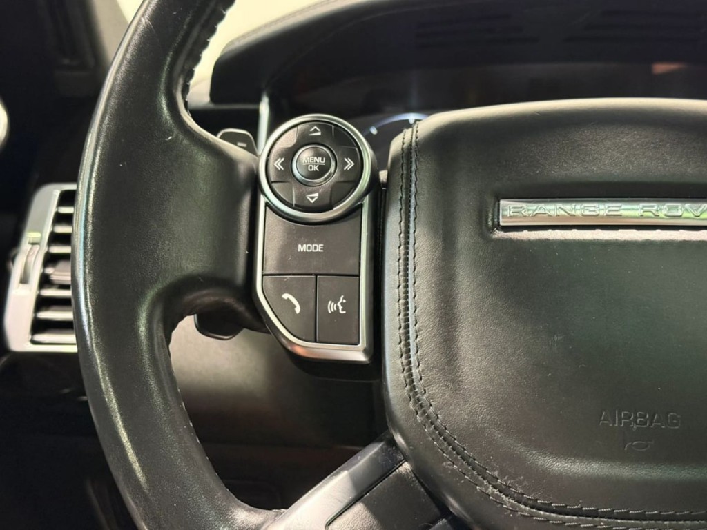 2016 Land Rover Range Rover Image 17