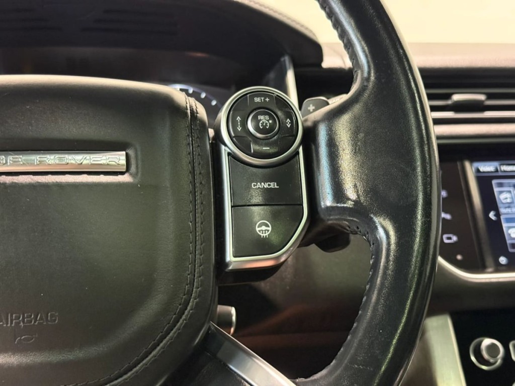 2016 Land Rover Range Rover Image 18