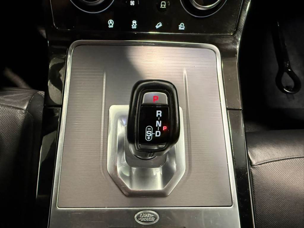 2020 Land Rover Range Rover Evoque Image 23