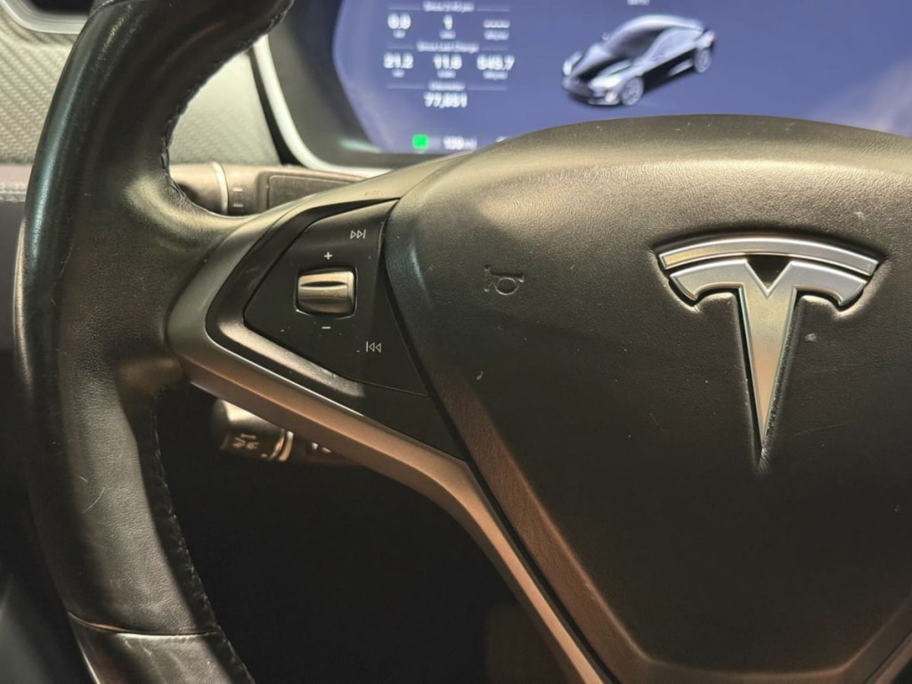 2018 Tesla Model S Image 18