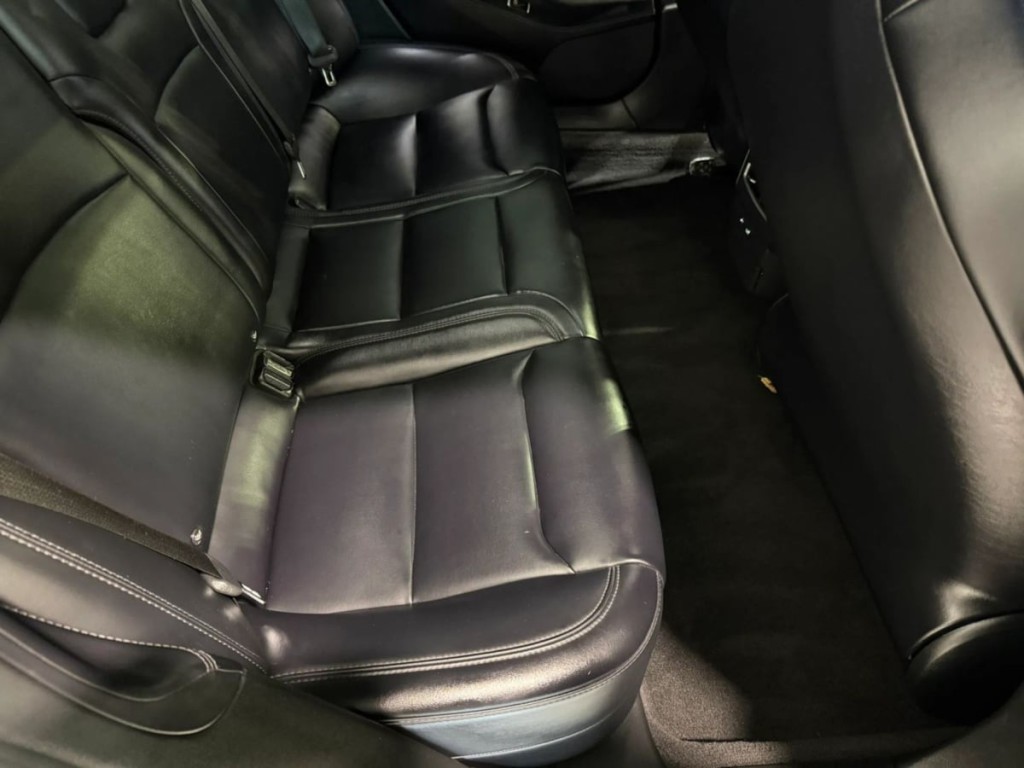 2018 Tesla Model S Image 35