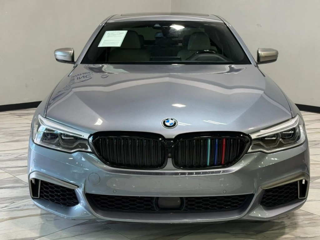 2018 BMW 5 Series Image 3