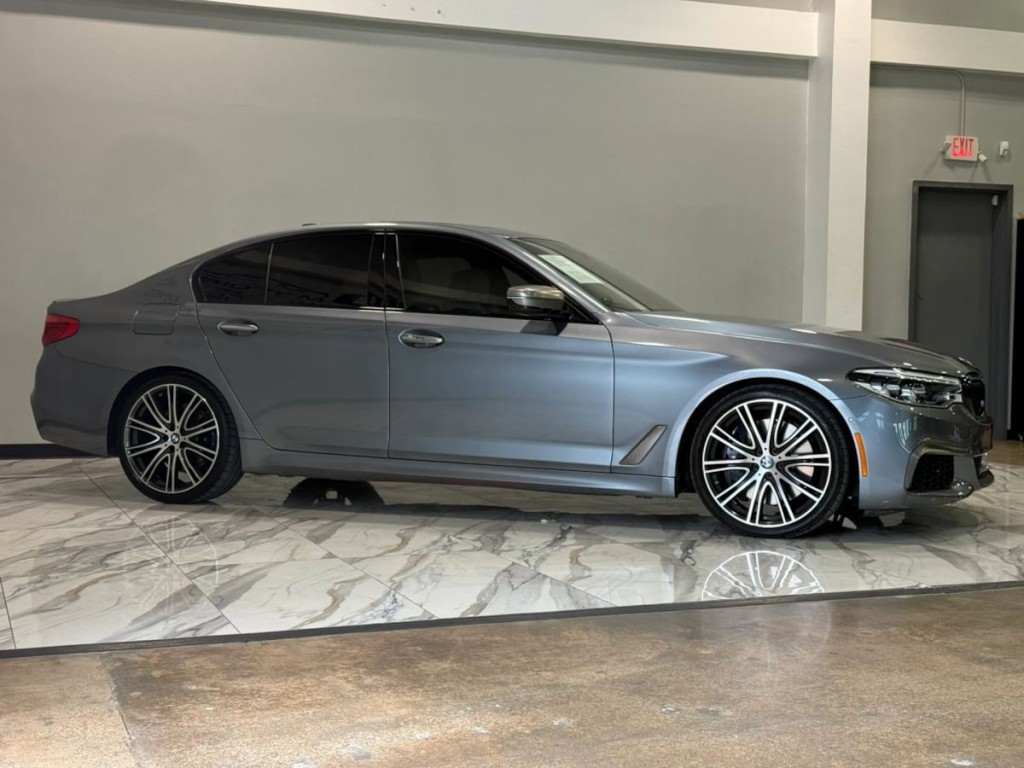 2018 BMW 5 Series Image 6