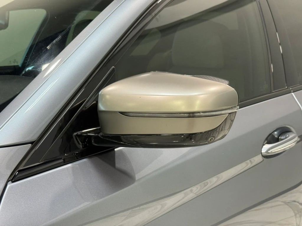 2018 BMW 5 Series Image 11