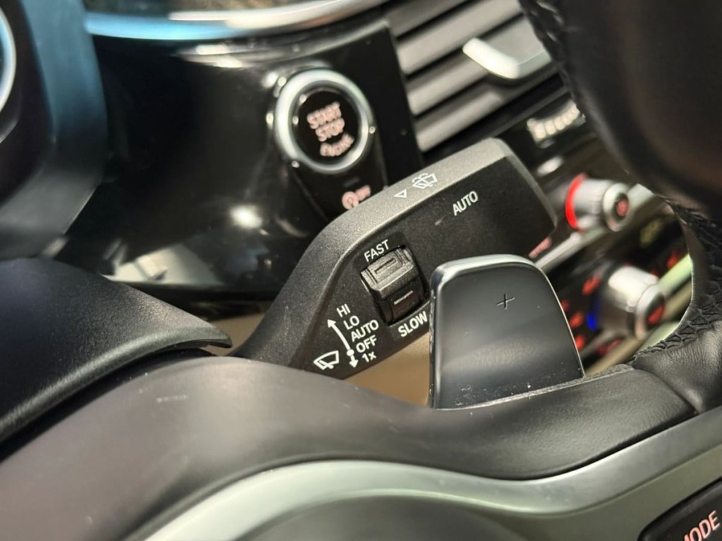 2018 BMW 5 Series Image 20