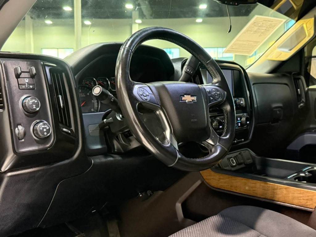 2018 Chevrolet Silverado 1500 Image 12